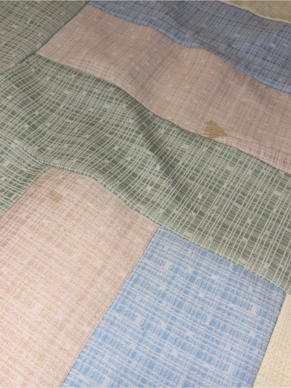 Pastel Patchwork Crochet-Trim Bedspread - White, Blue, Pink, Green - Picture 2 of 7